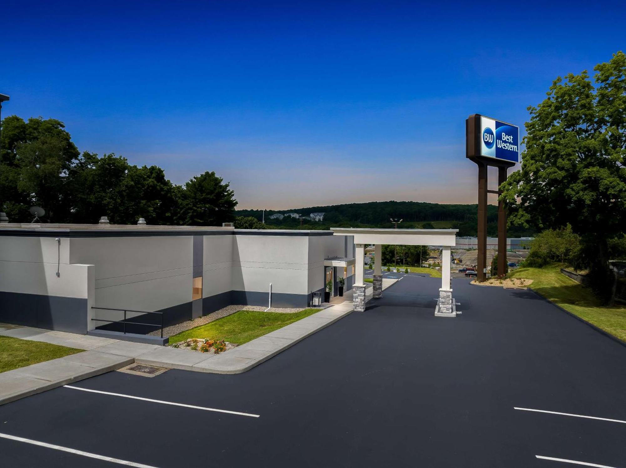 Best Western Niantic - New London, Mystic Area Exterior photo